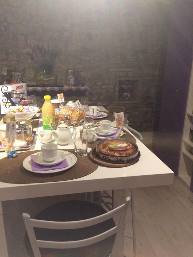 Bed and Breakfast B B Griffondoro Cantalupo Ligure Екстер'єр фото
